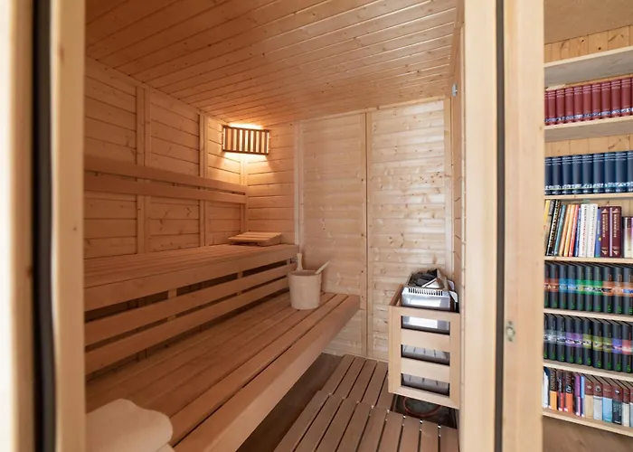 Tanzhaus Holiday home *